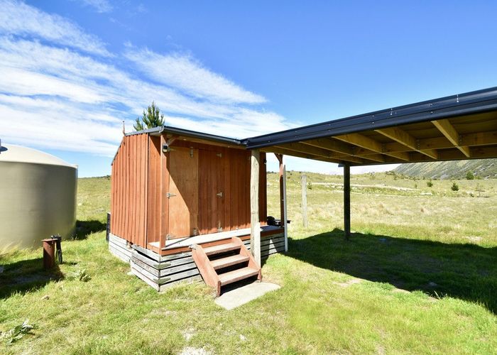  at 894 Manuka Terrace, Ben Ohau