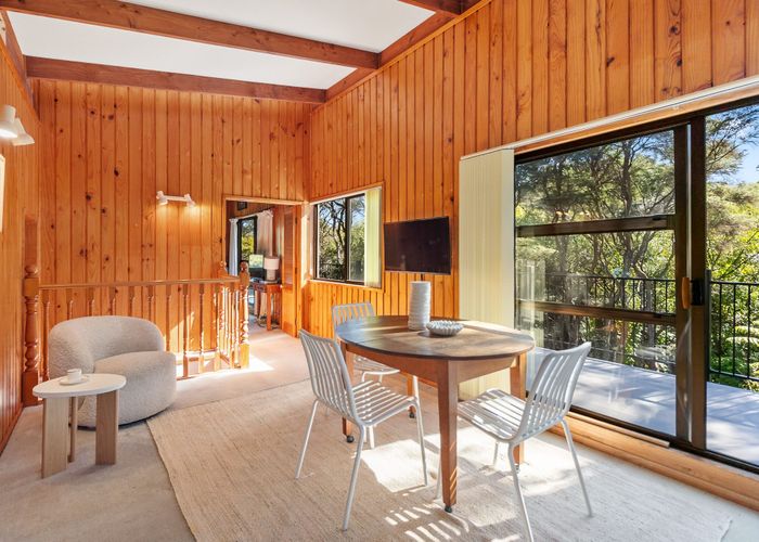  at 10 Crescent Road East, Ostend, Waiheke Island