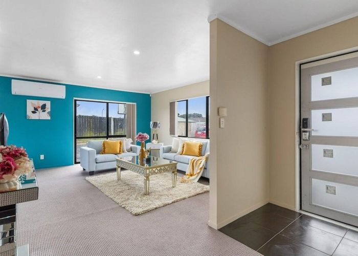  at 1/25 Oratu Place, Manurewa, Manukau City, Auckland