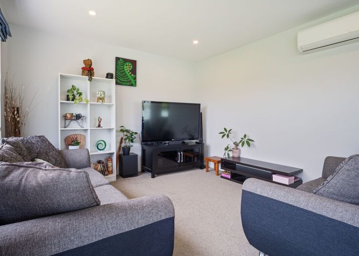  at 1/487 Pages Road, Bexley, Christchurch