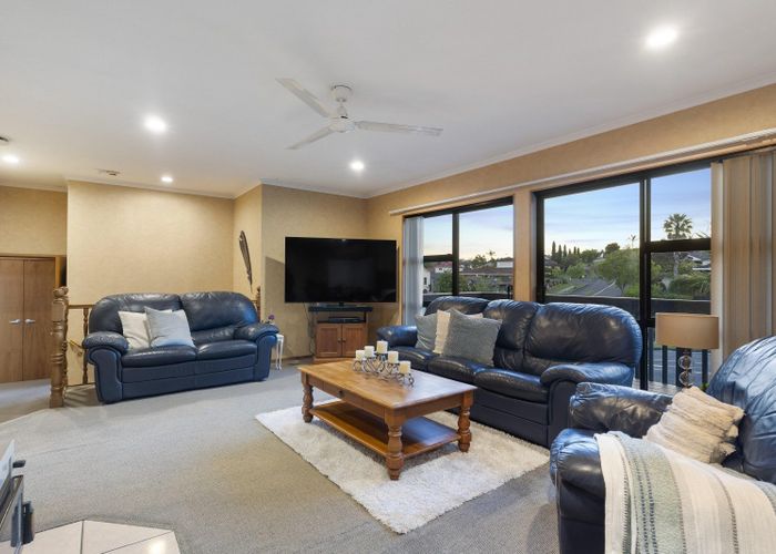 at 54 Marina View Drive, West Harbour, Auckland