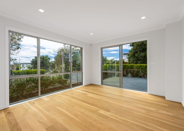  at 17 Headland Drive, Long Bay, Auckland