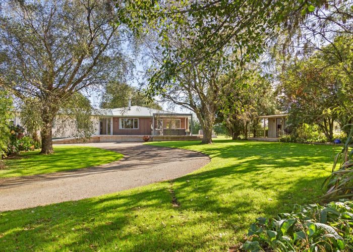  at 1564 Cheltenham Hunterville Road, Waituna West