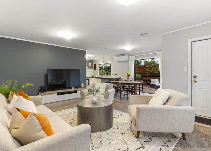  at 49A Panorama Road, Mount Wellington, Auckland