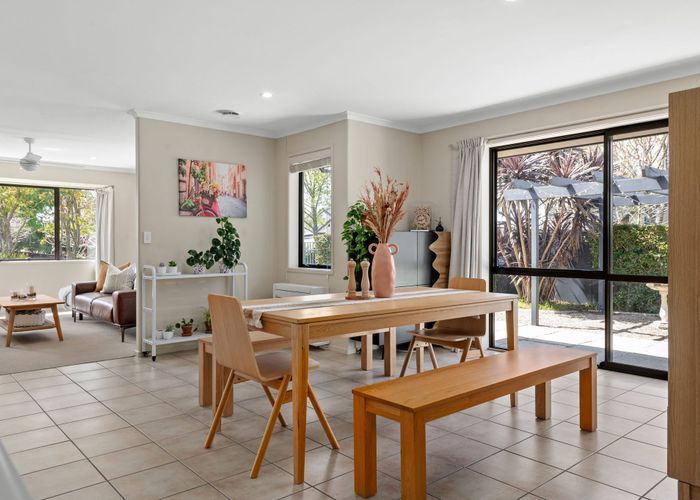  at 2 Lavenham Place, Rototuna, Hamilton, Waikato