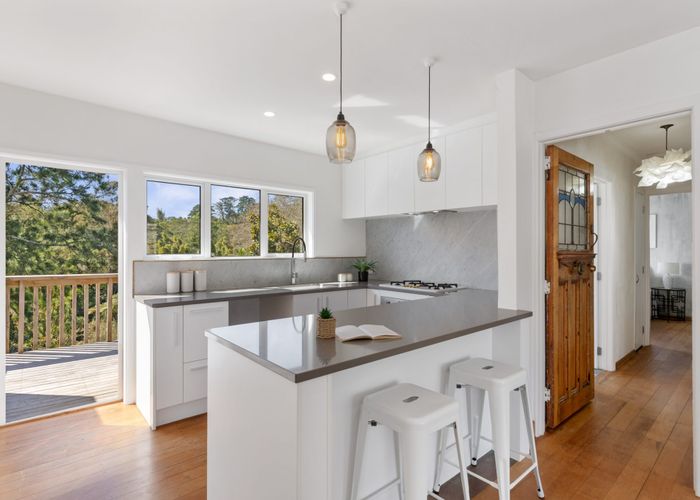  at 110 Candia Road, Henderson Valley, Auckland