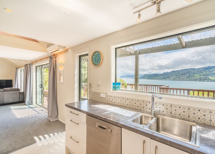  at 22 Jane Street, Macandrew Bay, Dunedin