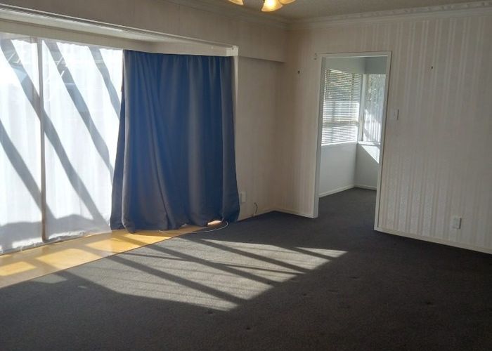  at 2/10 Opaheke Road, Papakura, Papakura, Auckland
