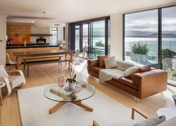 at 615A Marine Drive, Days Bay, Lower Hutt