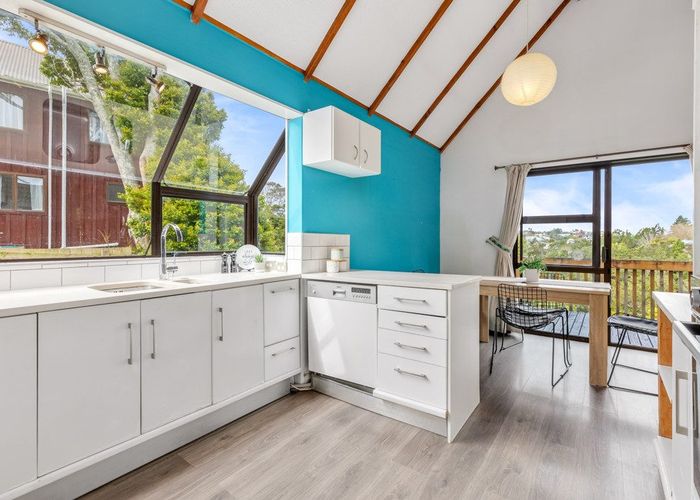  at 3/31 Verran Road, Birkenhead, Auckland