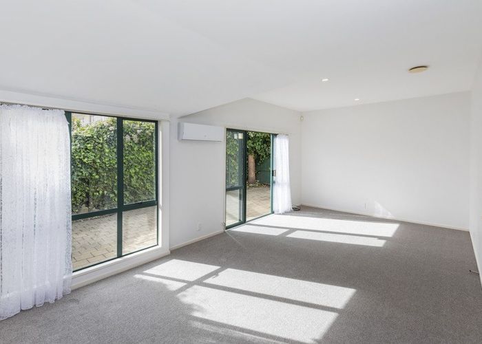  at 4/238 Stanmore Road, Richmond, Christchurch City, Canterbury