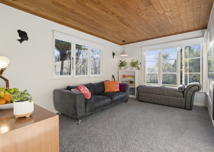  at 802 West Coast Road, Oratia, Auckland