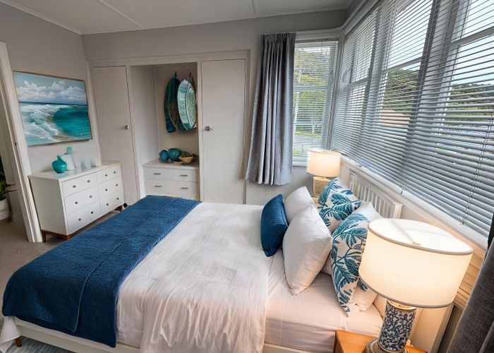  at 198 Whites Line East, Waiwhetu, Lower Hutt, Wellington