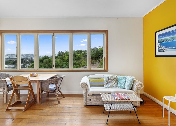  at 39 Kinghorne Street, Strathmore Park, Wellington