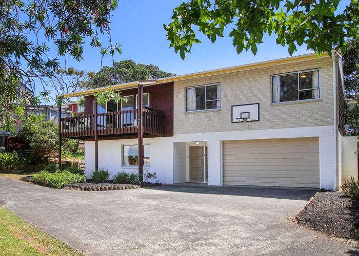  at 1/56 Knightsbridge Drive, Forrest Hill, Auckland