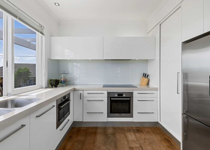  at 1/41 East Coast Road, Milford, North Shore City, Auckland