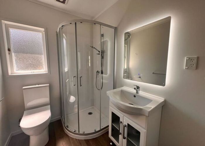  at 164 Edmonton Rd, Te Atatu South, Waitakere City, Auckland