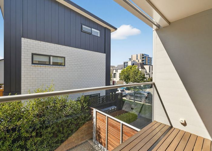  at 2/31 Chester Street West, City Centre, Christchurch City, Canterbury