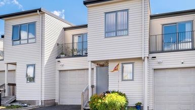  at 30 Chapel Road, Flat Bush, Auckland