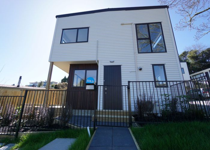  at 1/22 Takapu Street, Henderson, Waitakere City, Auckland
