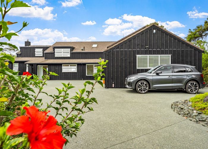  at 14 Creek Street, Sandspit