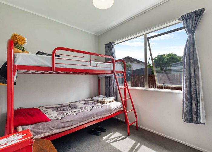  at 2/251 Great South Road, Greenlane, Auckland