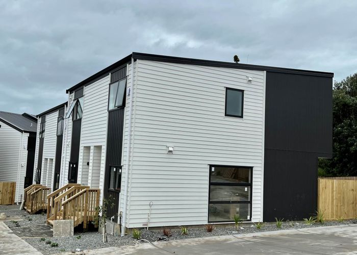  at 6/41 Mangere Road, Otahuhu, Auckland