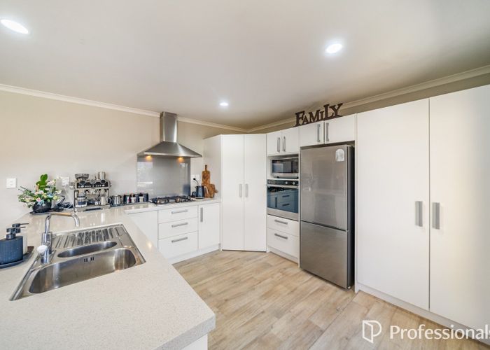  at 35 Percy Kinsman Crescent, Riverstone Terraces, Upper Hutt, Wellington