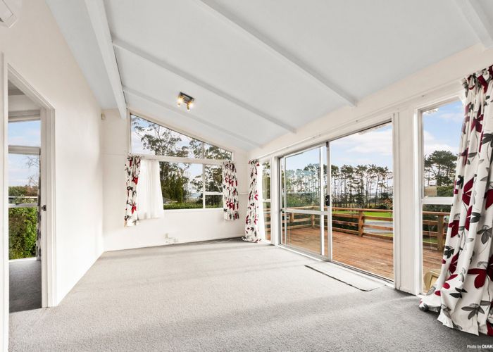  at 1/3 Thomas Avenue, Te Atatu Peninsula, Waitakere City, Auckland