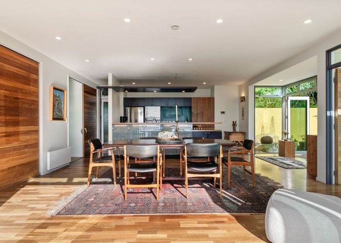  at 365 Karaka Bay Road, Karaka Bays, Wellington, Wellington