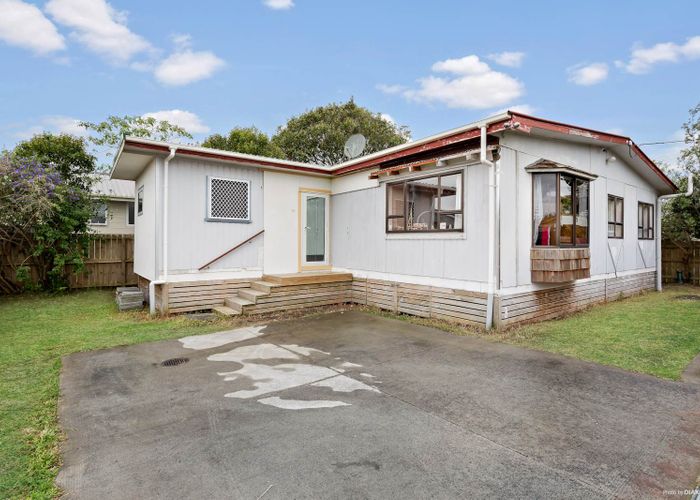  at 11 Springs Road, Parakai, Helensville