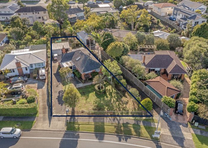  at 56 Botany Road, Botany Downs, Manukau City, Auckland
