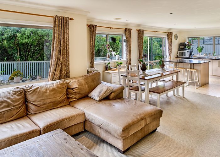  at 31 Sumner Terrace, Aotea, Porirua, Wellington