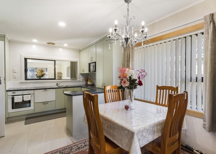  at 35 Cambridge Terrace, Papatoetoe, Auckland