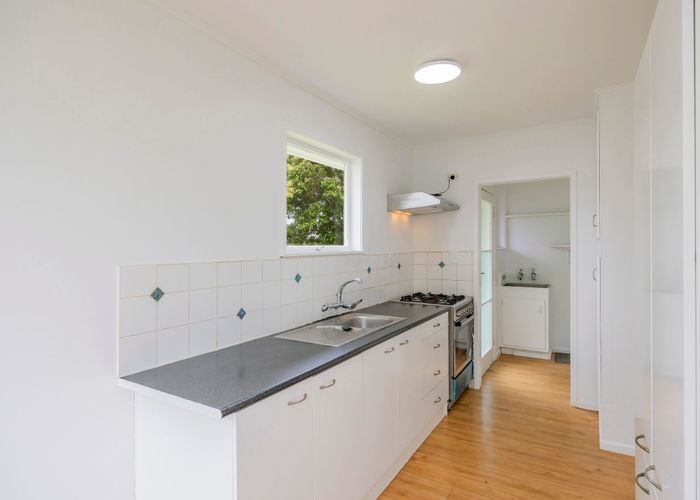  at 1/37 Mildmay Road, Henderson, Waitakere City, Auckland