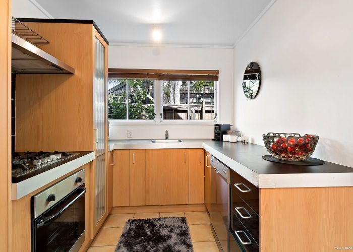  at 2/65 Shelly Beach Road, Saint Marys Bay, Auckland City, Auckland