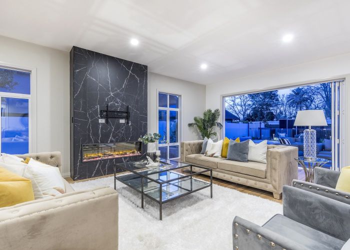 at 19 Oak Manor Drive, Albany, Auckland