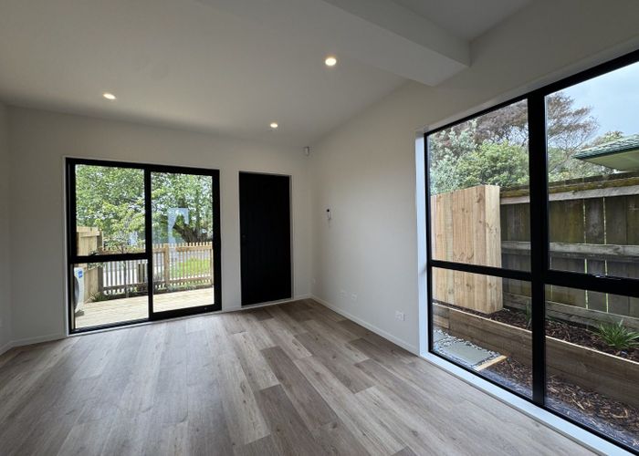  at 37 Crawford Avenue, Mangere Bridge, Manukau City, Auckland