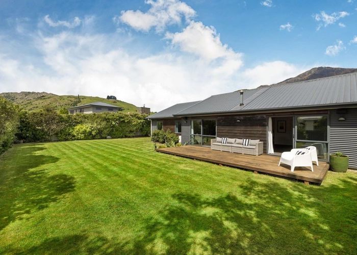  at 19 Haddow's Place, Lake Hayes, Queenstown