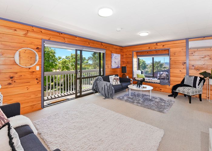  at 1/5 Lyell Court, Clover Park, Auckland