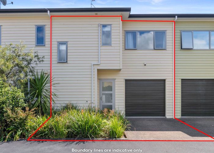  at 37/11 Ray Small Drive, Papakura, Papakura, Auckland