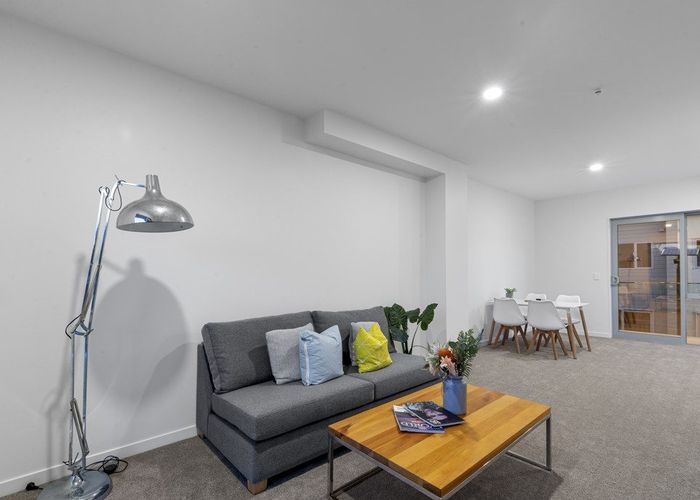  at 4/1 Matuhi Rise, Henderson, Waitakere City, Auckland