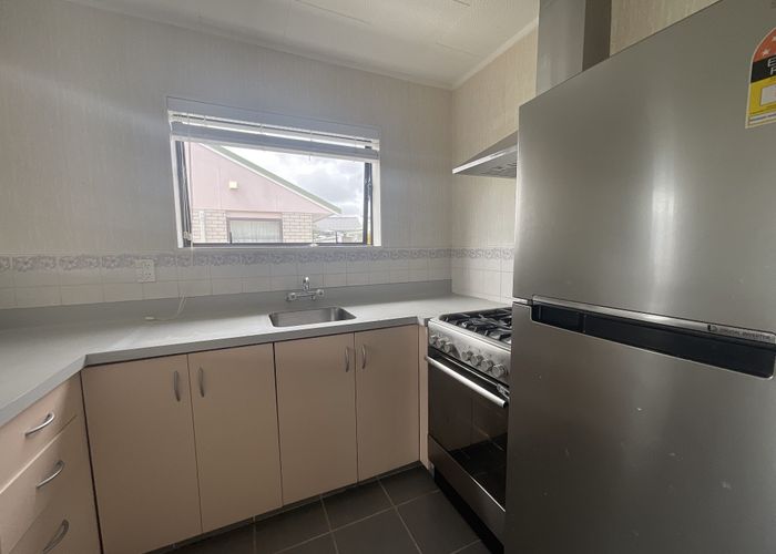  at 1/10 Kelvin Place, Westown, New Plymouth, Taranaki