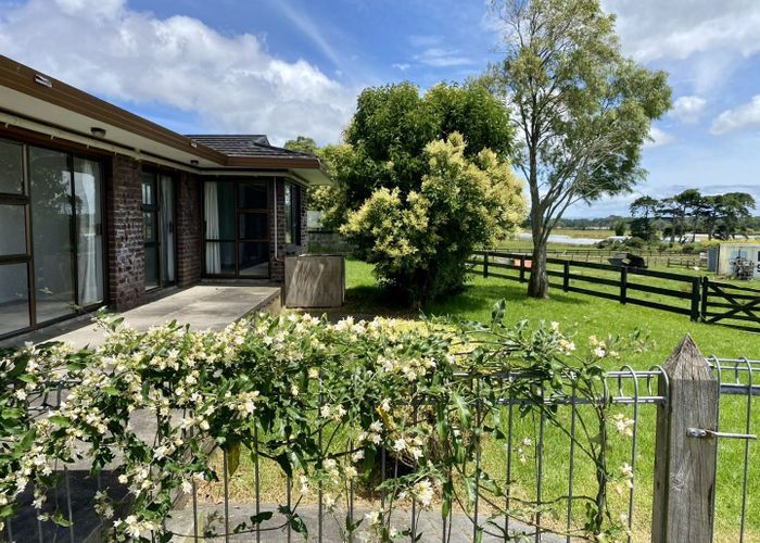  at 143 Hamlin Road, Ardmore, Papakura