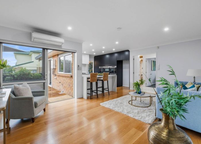  at 35 Anaheim Boulevard, Shamrock Park, Manukau City, Auckland