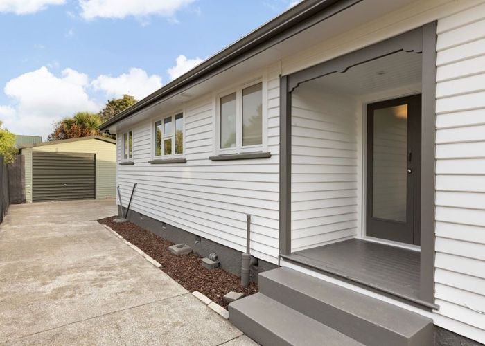  at 7 Sinclair Street, New Brighton, Christchurch