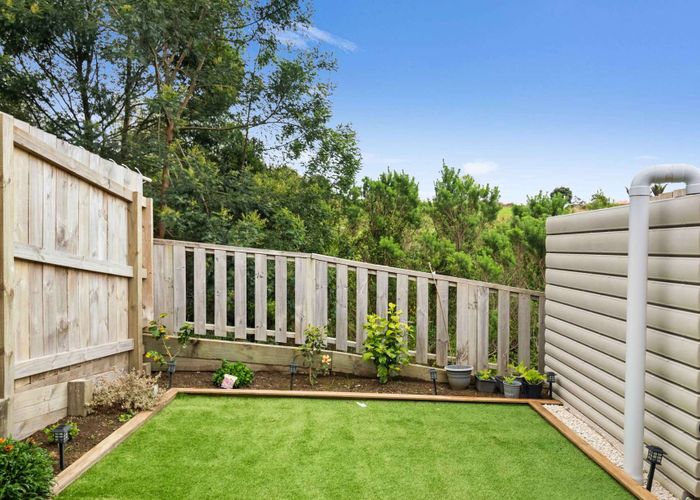  at 25 Paina Crescent, Massey, Waitakere City, Auckland