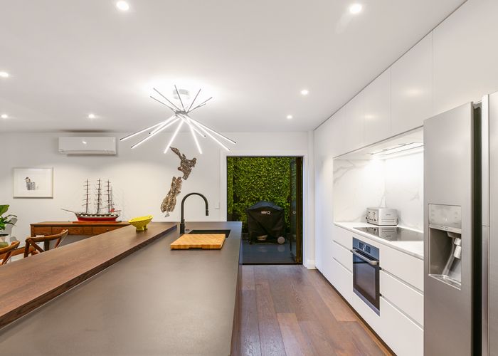  at 4/7 Victoria Avenue, Remuera, Auckland