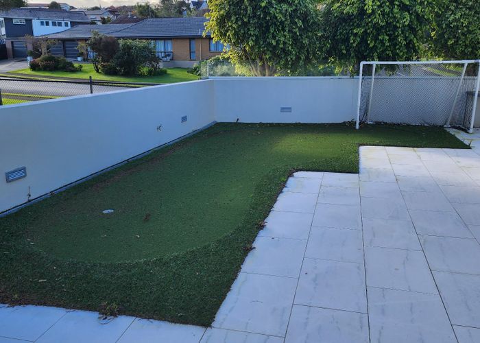  at 25 Greenbank Drive, Saint Johns, Auckland