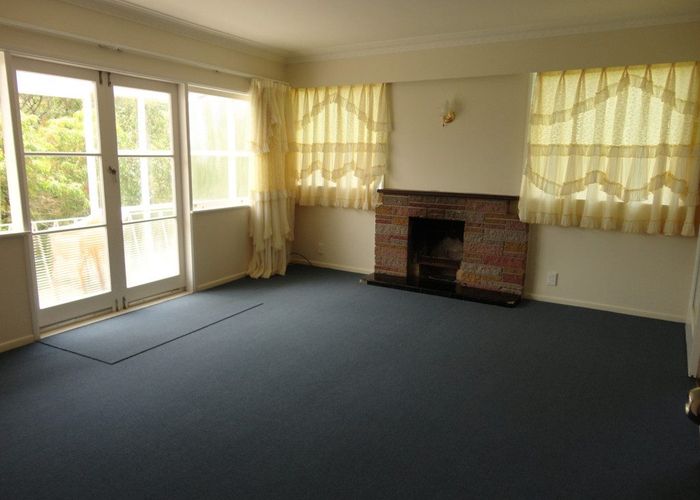  at 36 Batkin Road, New Windsor, Auckland